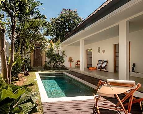 Charming 3 bedrooms villa in the heart of Canggu, Echo Beach