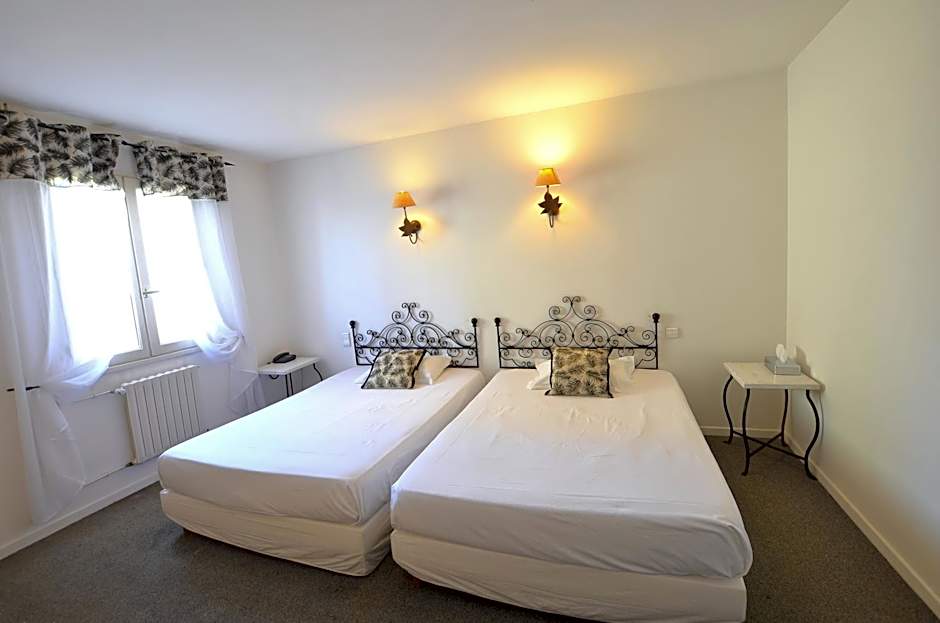 Logis Hôtels - Hôtel Restaurant du Midi