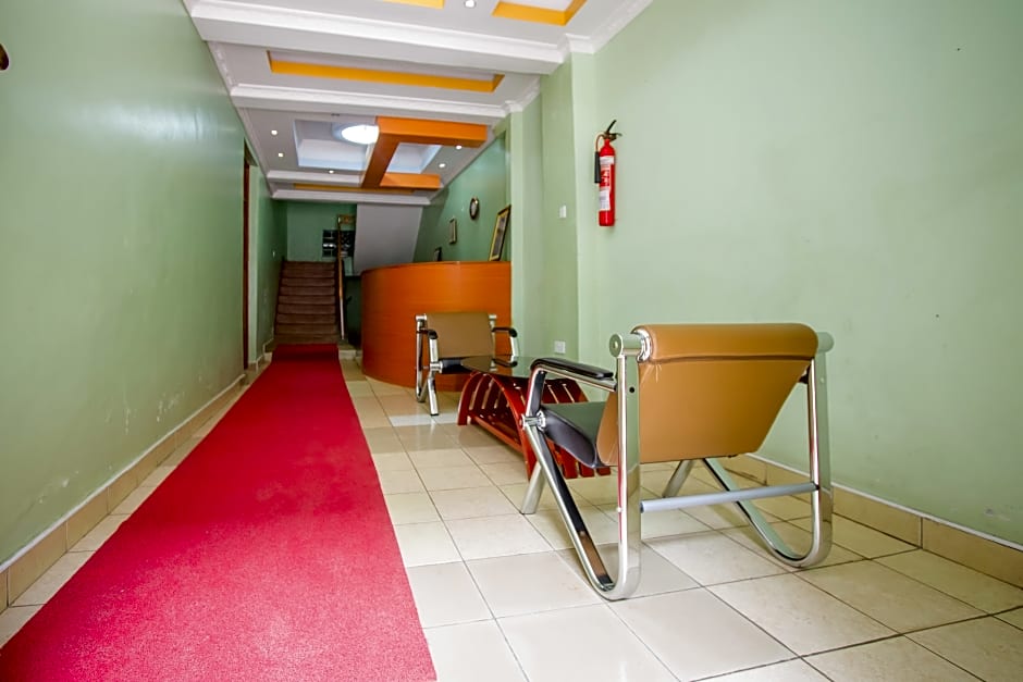 Winstonia Hotel