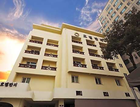 Cheongju Banji Hotel