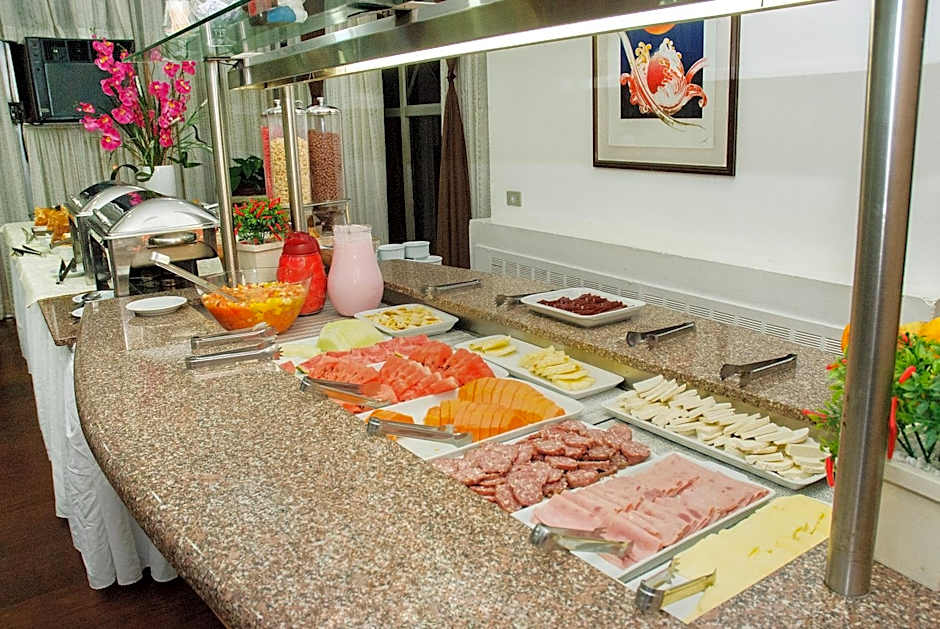 Caravelle Palace Hotel