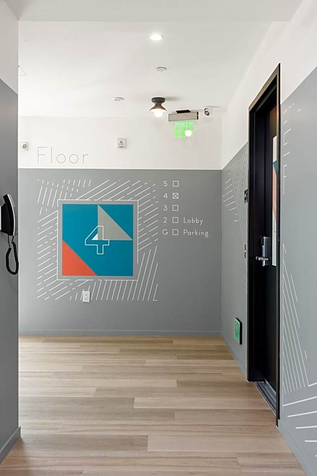 The Metric - Los Angeles Downtown