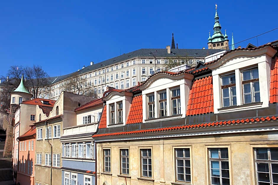 Residence Thunovska