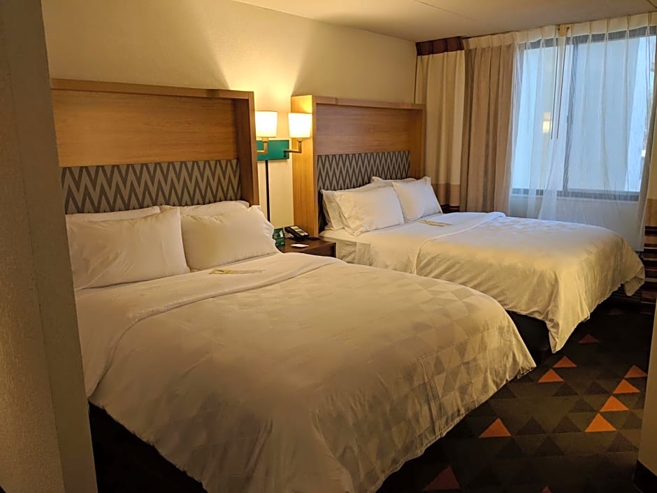Holiday Inn Champaign, an IHG Hotel