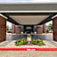 La Quinta Inn & Suites by Wyndham Houston Stafford Sugarland