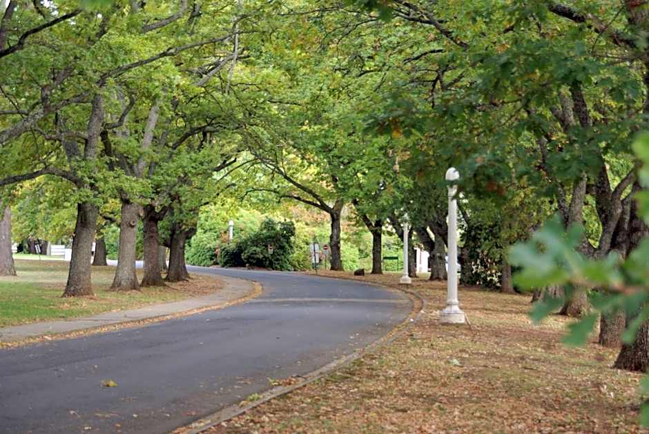 Linaker Art Deco Motel