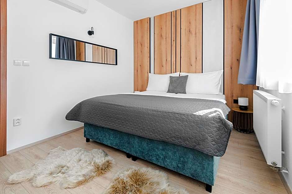 No 28 Rooms & Apartments