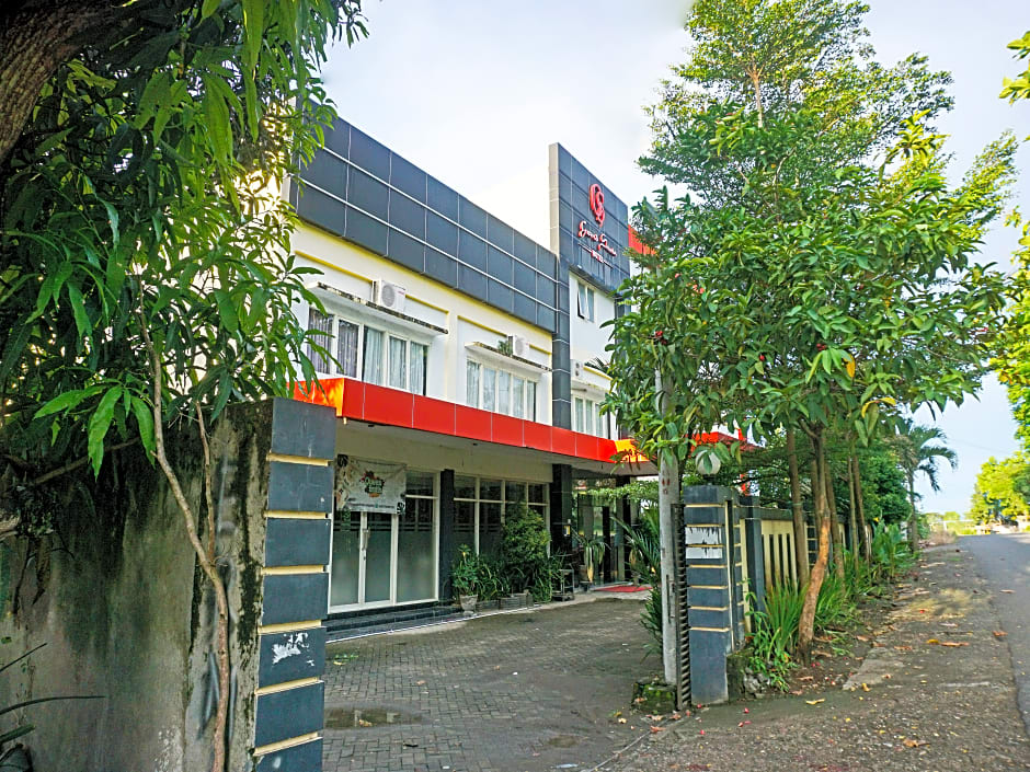 Capital O 91331 Hotel Grand Saota Soppeng