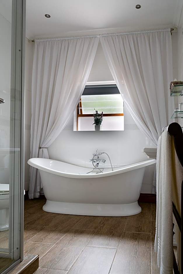 Issaquena Heights Boutique Hotel