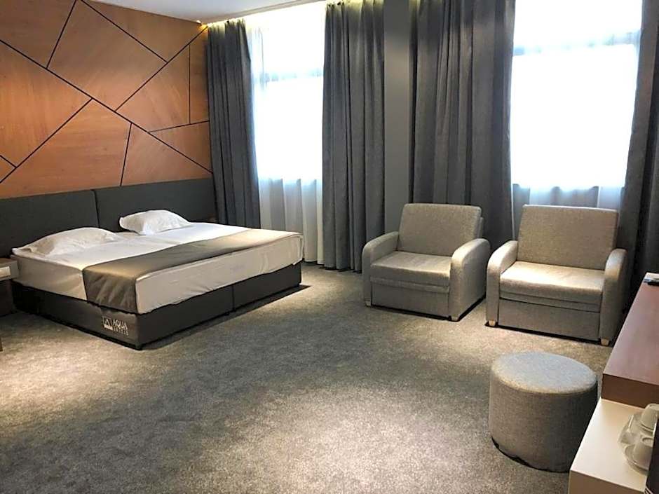 Aqua Hotel