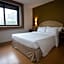 Master Porto Alegre Hotel - Av Carlos Gomes, Proximo ao Consulado Americano