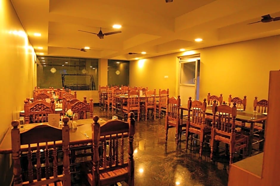 ACK Palacce Inn - Yercaud