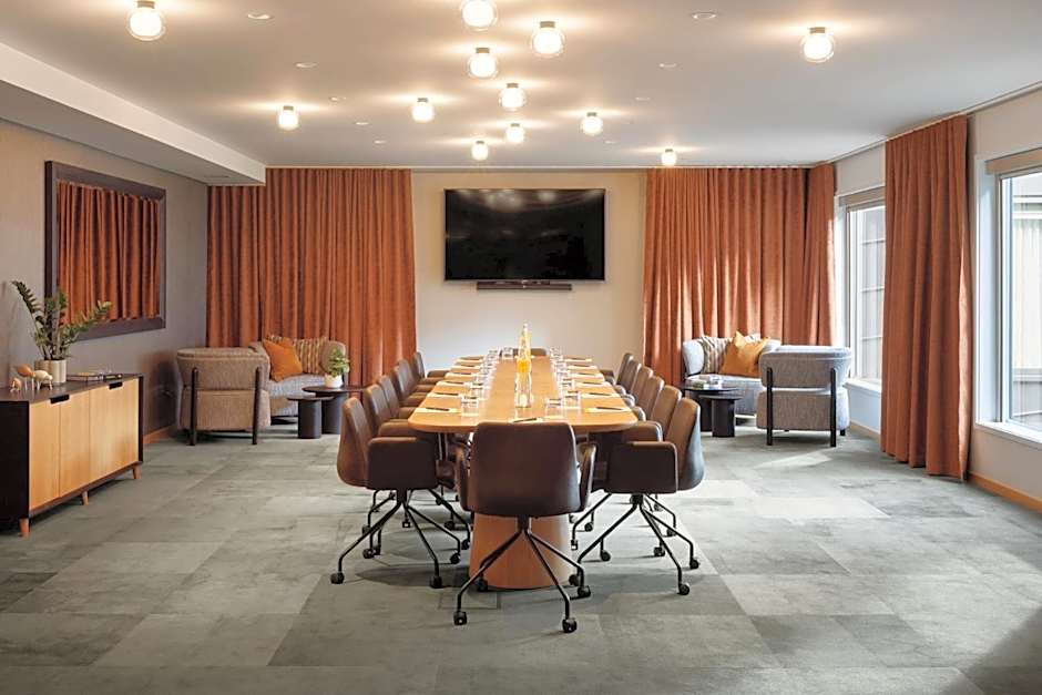 voco Queenstown By IHG