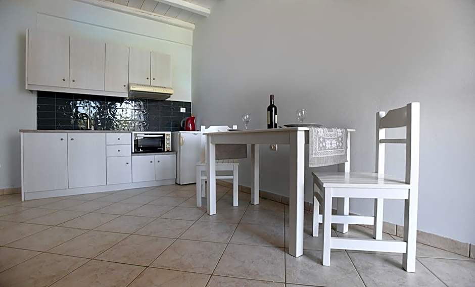 Nostos Beachfront Apartments & Studios