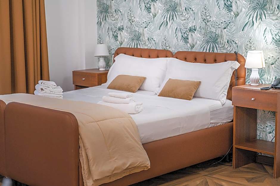Kairos Hotel