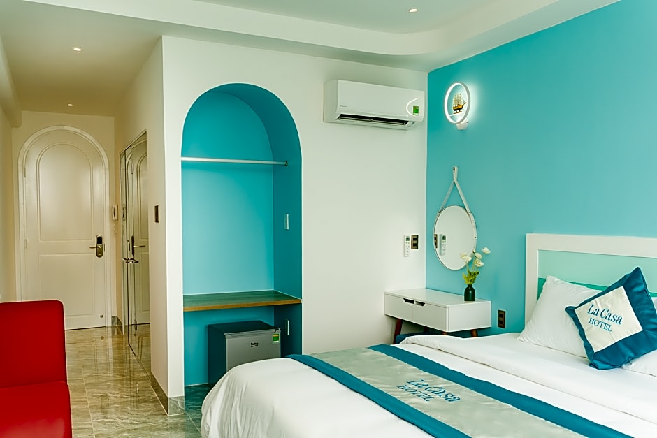 La Casa Hotel