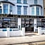 100 Pipers Hotel