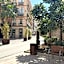 Ilustre - City-View Rooms with AC in Málaga's Old Town - Steps from Calle Larios and the Thyssen