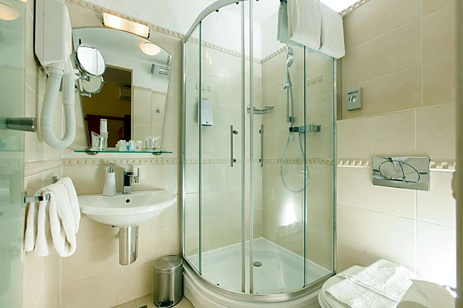Royal Suites