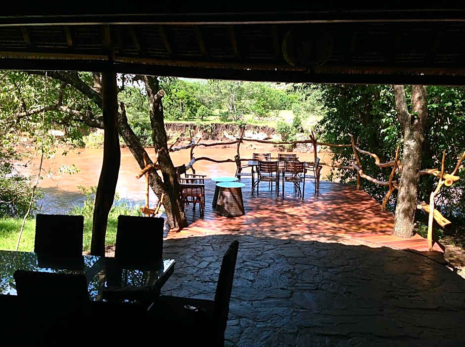 Mara River Camp