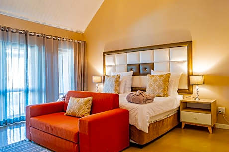 Mount Shekinah Country Hotel