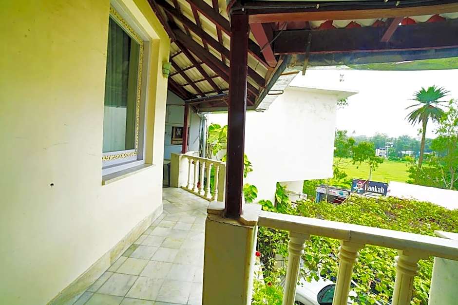 Hotel Samrat International