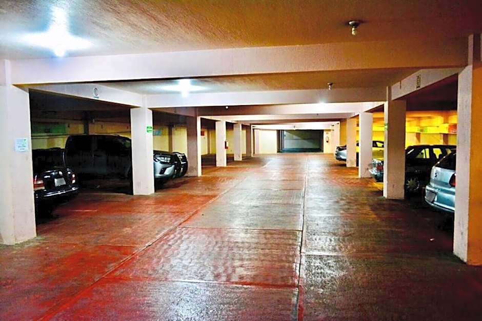HOTEL EDELMIRA