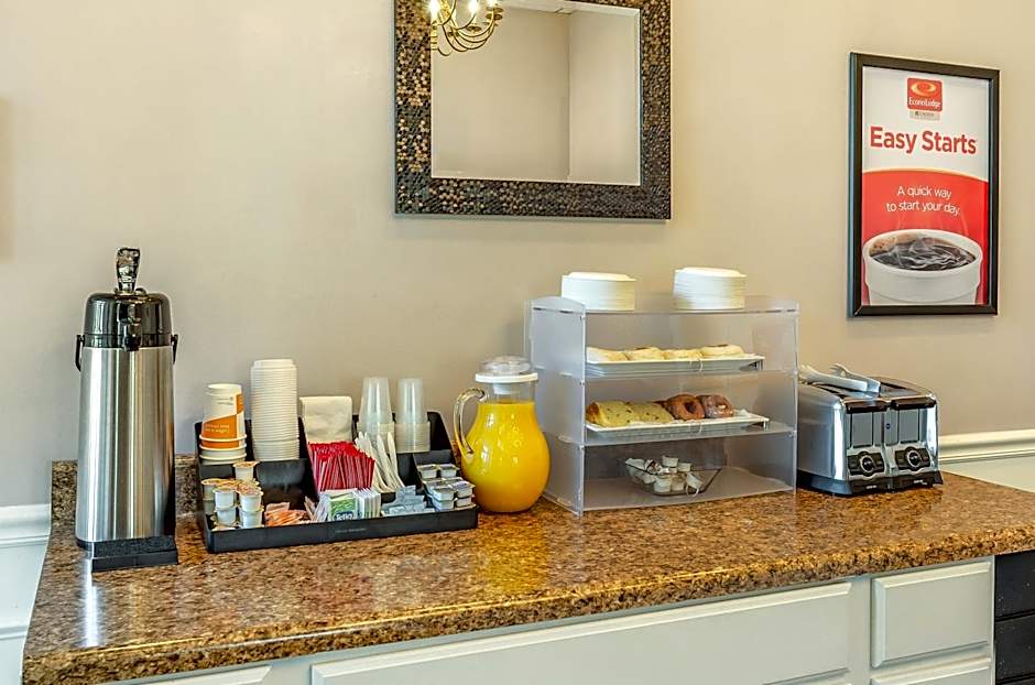 Econo Lodge Inn & Suites Radford-Blacksburg Area