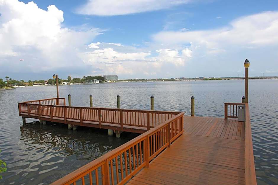 Chase Suites Hotel Tampa – Tampa, FL