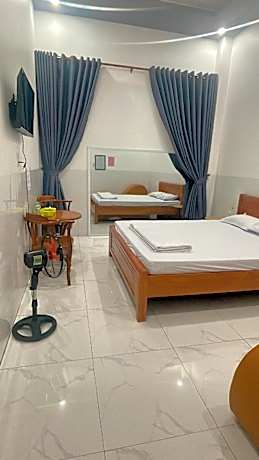 Nhà Nghỉ Hạnh Phúc