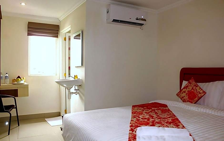 MEL'S INN MANADO