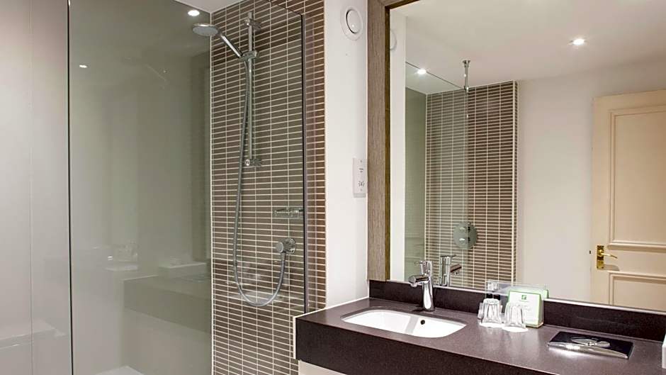 Holiday Inn Chester South By IHG