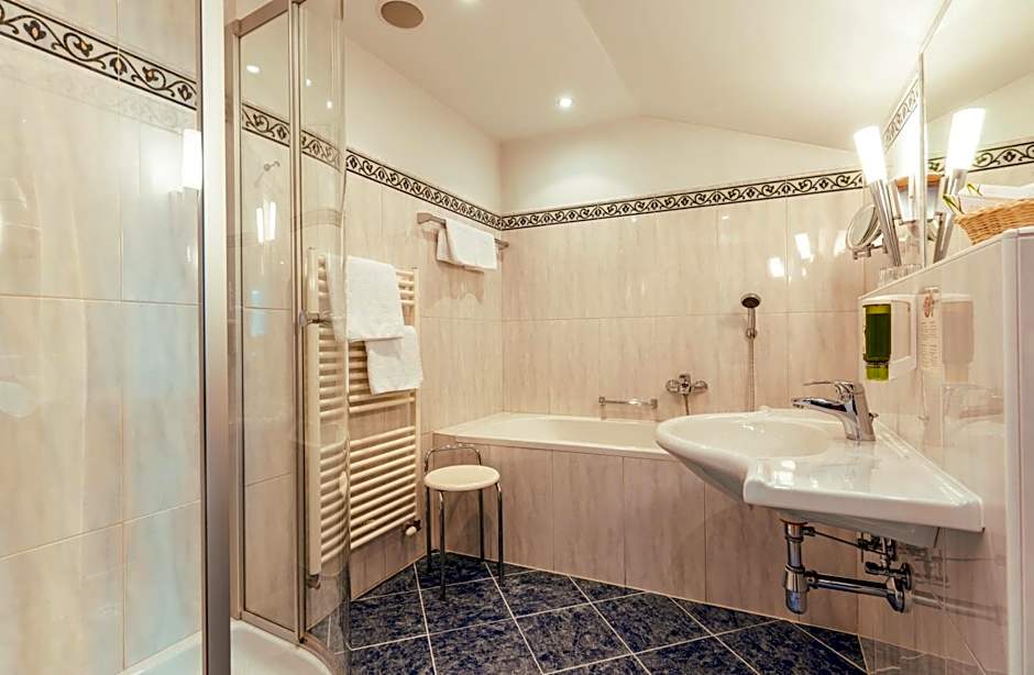 Seeböckenhotel Zum Weißen Hirschen