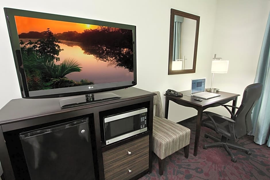Hampton Inn & Suites Winnie