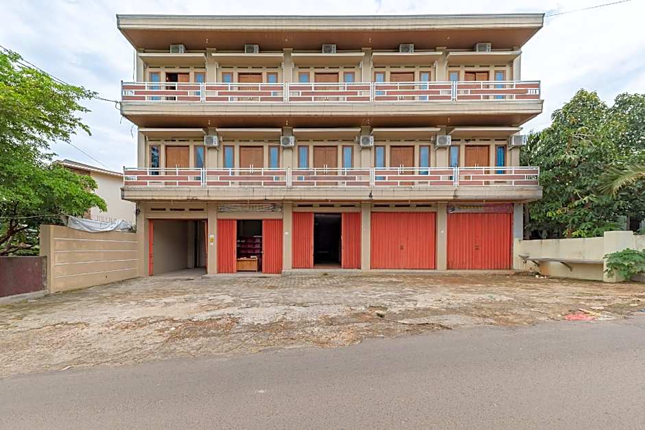 RedDoorz near Mall Boemi Kedaton 2 Lampung