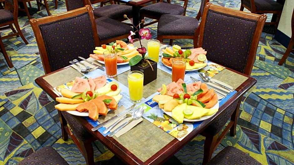 Holiday Inn Express & Suites Toluca Zona Aeropuerto By IHG