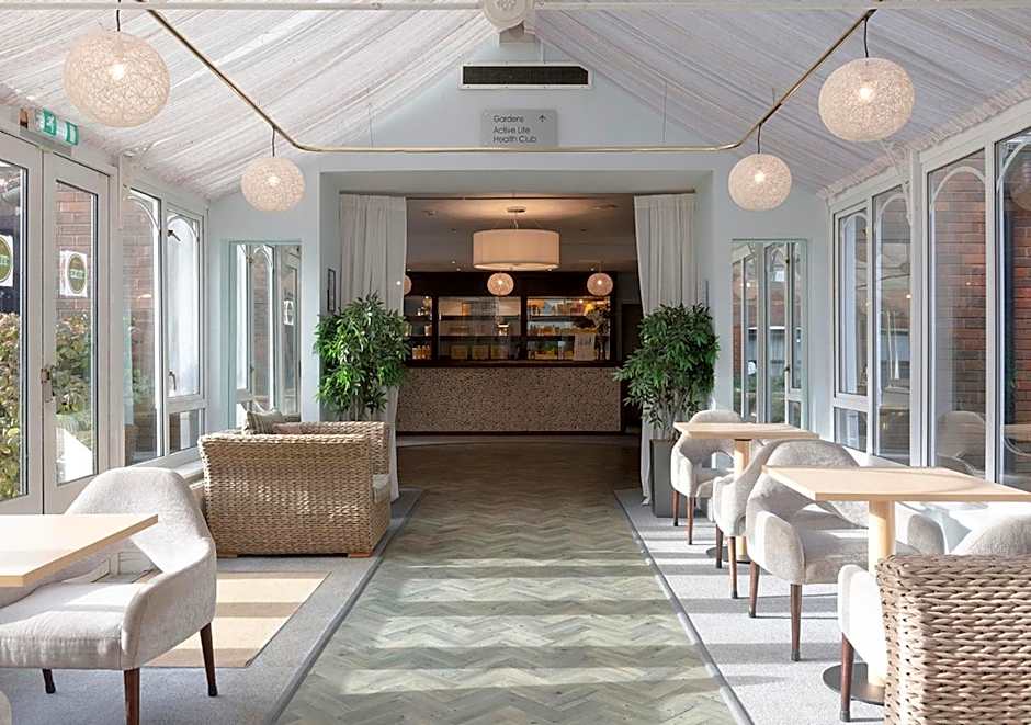 Hogs Back Hotel & Spa