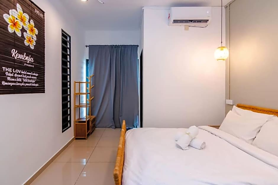 The Best Hotel in Bayan Lepas - THE LOV PENANG
