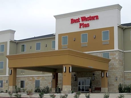 Best Western Plus Carrizo Springs Inn & Suites