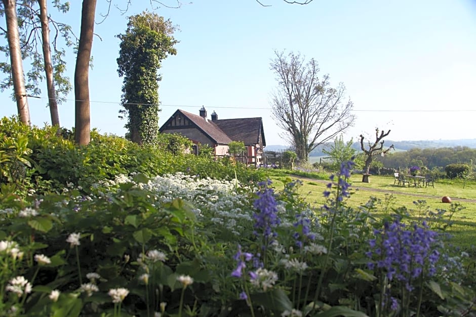 Coombe Lodge Farm House