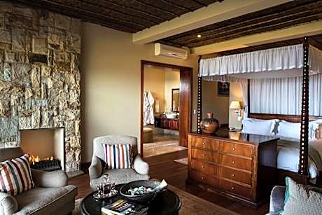 Standard Suite with Sea View