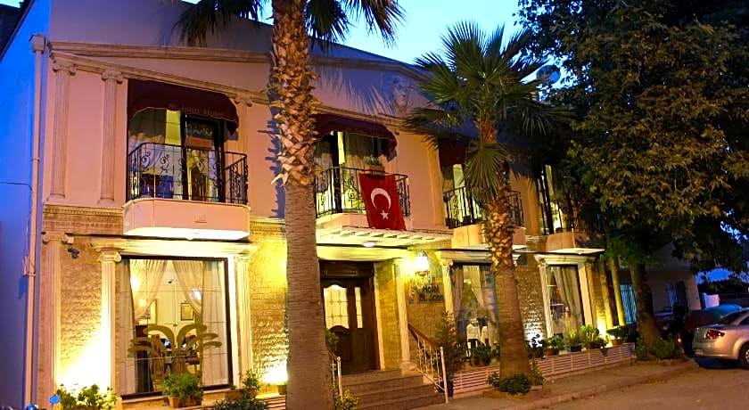 Saint John Hotel