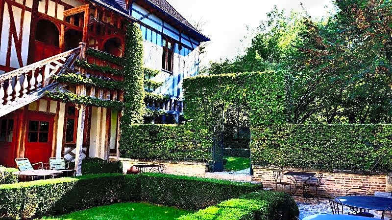 Le Champ des Oiseaux Hotel & Spa