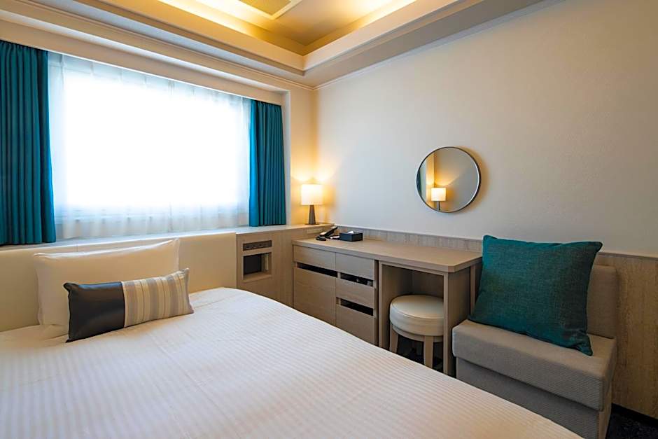 Photo 1 of 6 of 1 Double Bed
