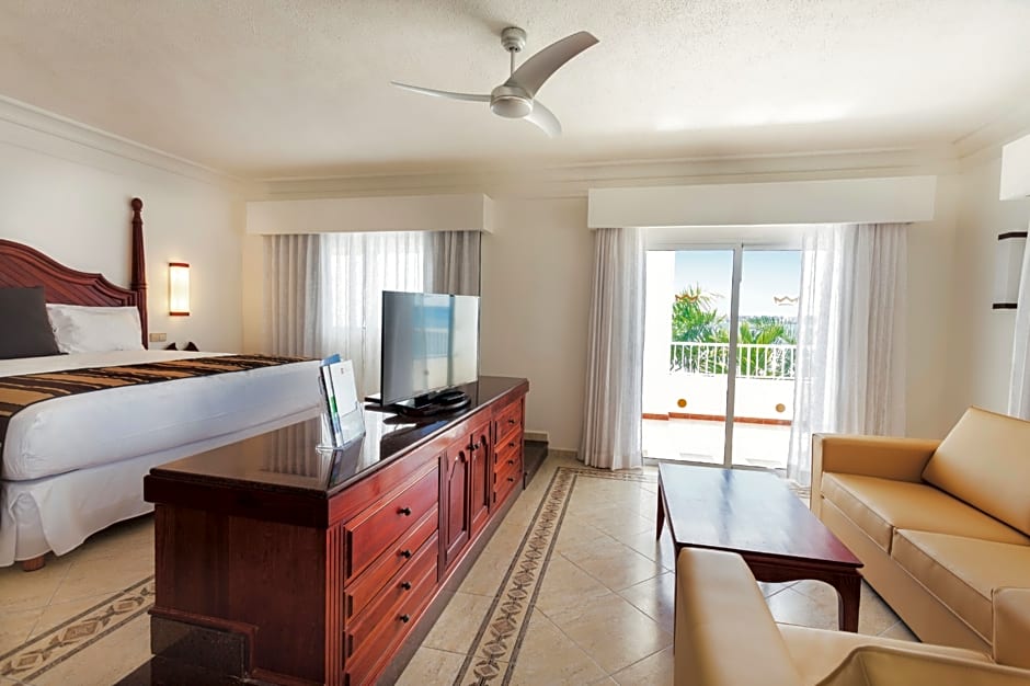 Photo 1 of 1 of Standard Suite