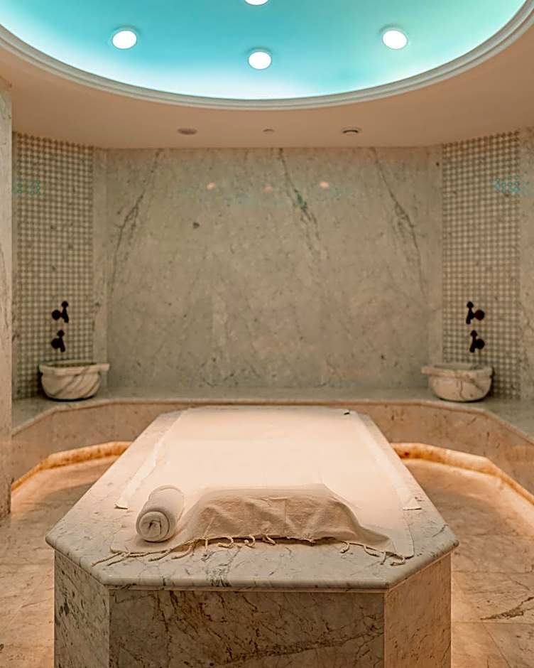 Abesq Doha Hotel & Residences, an IHG Hotel By IHG