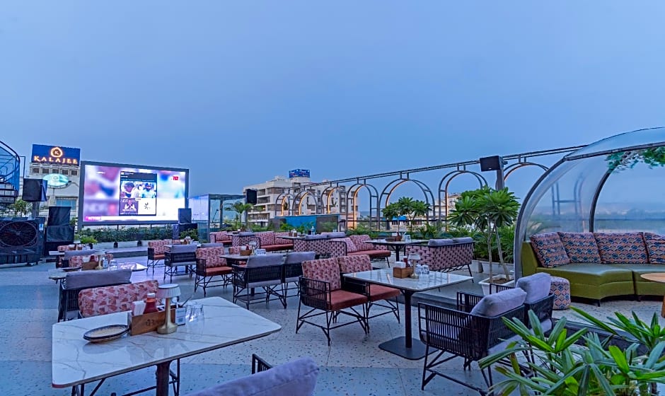 Treebo Premium Baramasi By Jai Club Prime