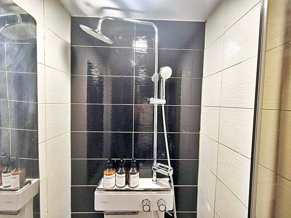 Mozzi Hostel
