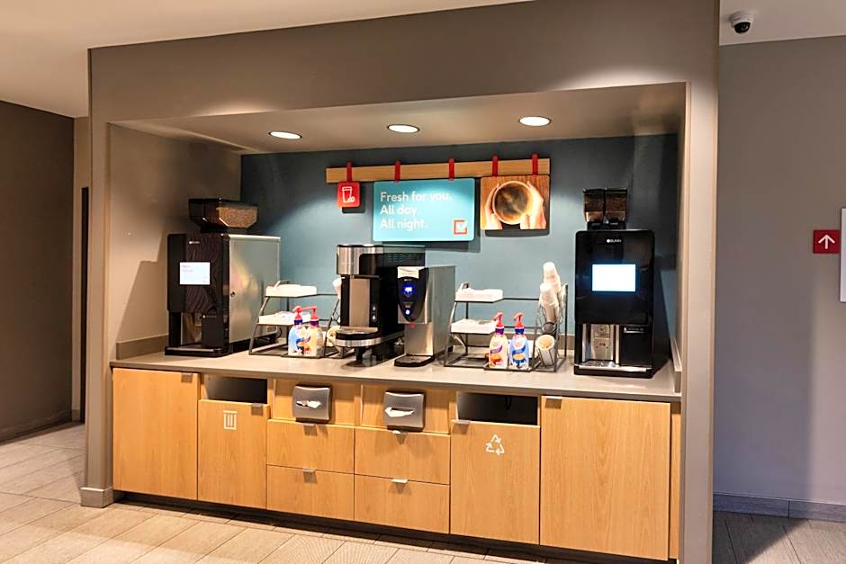 Avid Hotels Denver Airport Area By IHG