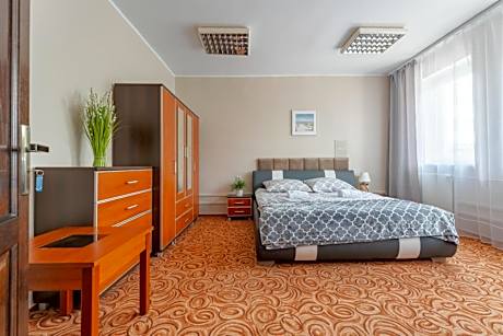 Quadruple Room with Shared Bathroom